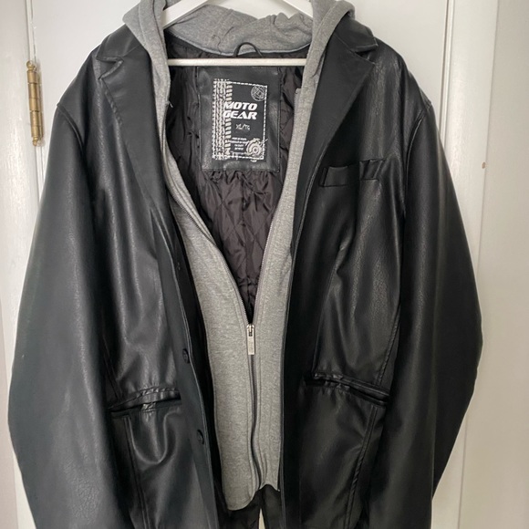 Like new brown leaver hoodie jacket. XL. - Picture 2 of 4